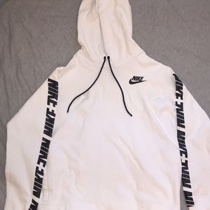 Nike sweatshirt